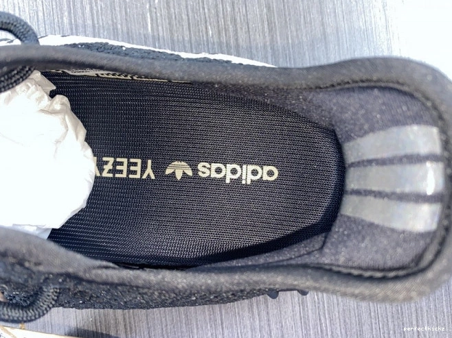 Black Yeezy Adidas V2 350 Core White Boost BY1604 0730